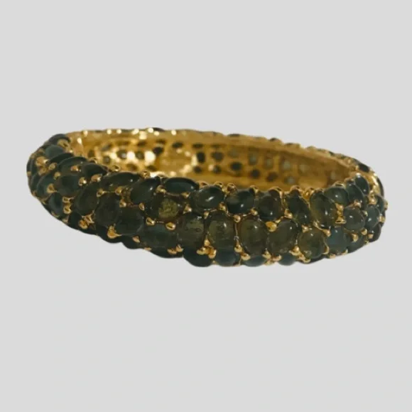 Kenneth Jay Lane this bangle consists of oval-shaped dark bluish crystals - Picture 6 of 9